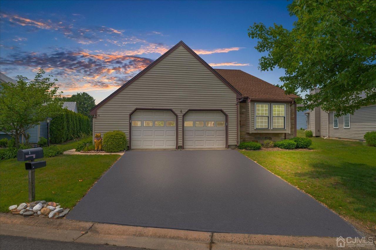 William Penn Ct, Monroe Township, NJ 08831