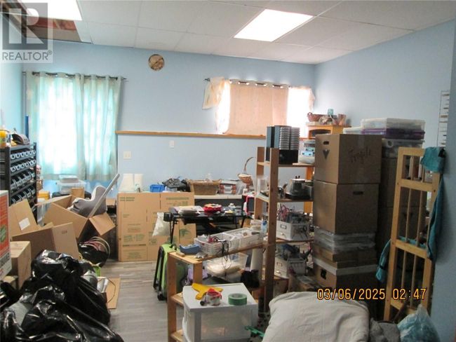 5305 Meadow Creek Cres, House other with 4 bedrooms, 3 bathrooms and 5 parking in Celista BC | Image 36
