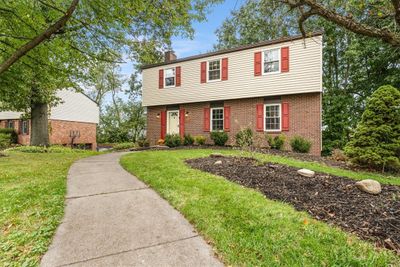 9042 Woodview Drive, House other with 4 bedrooms, 2 bathrooms and 2 parking in Franklin Park PA | Image 2