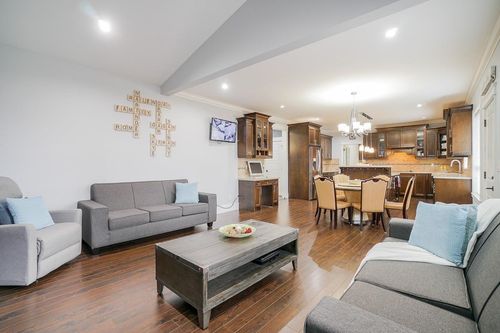17742 102 Ave, Surrey, BC, V4N5V8 | Card Image
