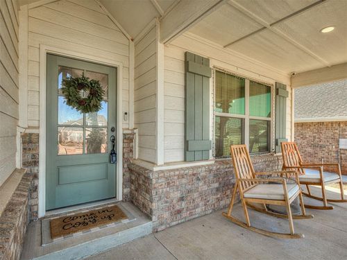 3352 Nw 186th St, Edmond, OK, 73012-0043 | Card Image