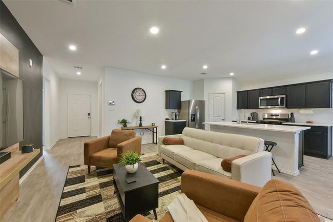 14417 Gray Rocks Rd, House other with 3 bedrooms, 2 bathrooms and 2 parking in Splendora TX | Image 5