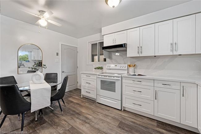 93 Christopher Dr, House other with 3 bedrooms, 2 bathrooms and 3 parking in Cambridge ON | Image 10