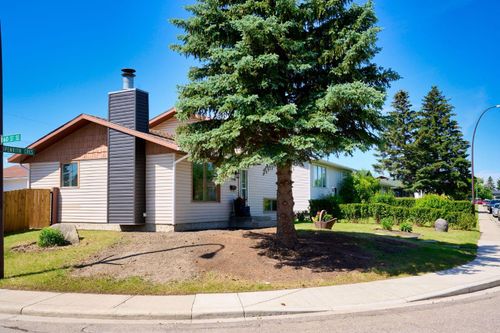 1176 Penrith Crescent Se, Calgary, AB, T2A2H9 | Card Image