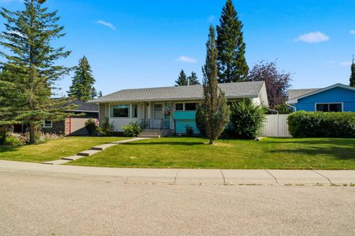 3540 Bulyea Cres Nw, Calgary, AB, T2L1N7 | Card Image