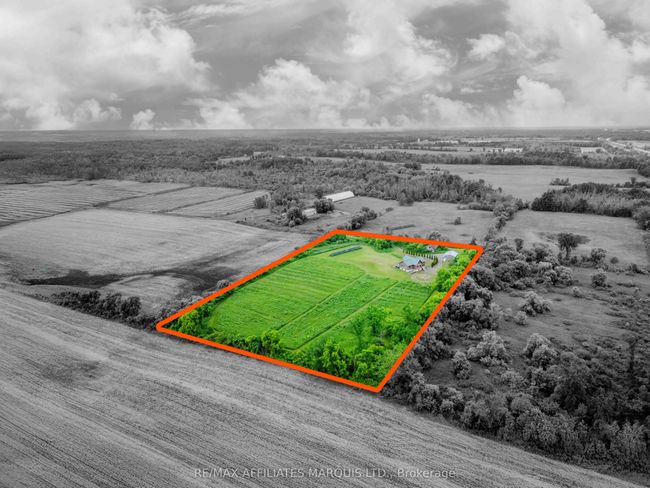 19799 County Rd, House other with 4 bedrooms, 3 bathrooms and 15 parking in Dunvegan ON | Image 44