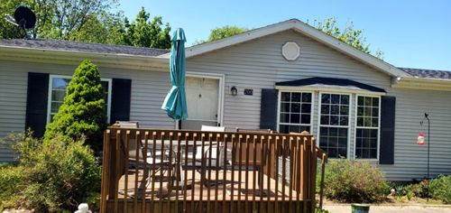 700 S Arent Rd, Watervliet, MI, 49098-9511 | Card Image