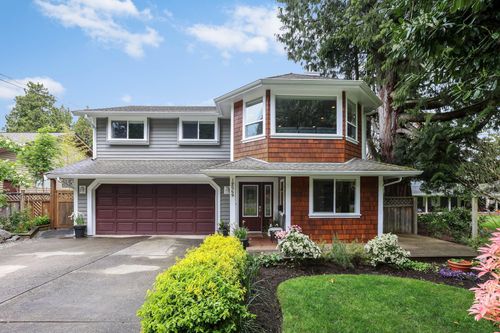 12559 24 Ave, Surrey, BC, V4A2E5 | Card Image