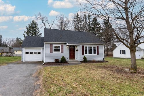 116 Hedgewood Place, Deerfield, NY, 13502 | Card Image