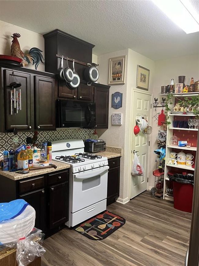 1908 Main Street, For Sale in La Marque Zoocasa