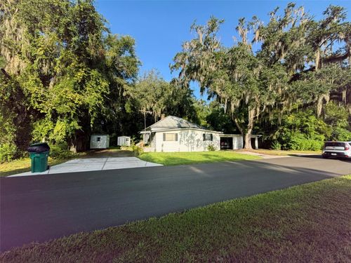 323 S Old Wire Rd, Wildwood, FL, 34785-4642 | Card Image
