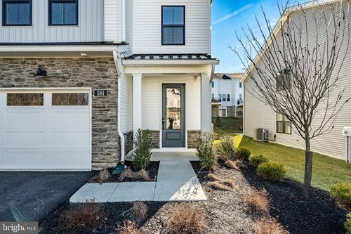 581 Trifecta Rd, DOWNINGTOWN, PA, 19335-1839 | Card Image