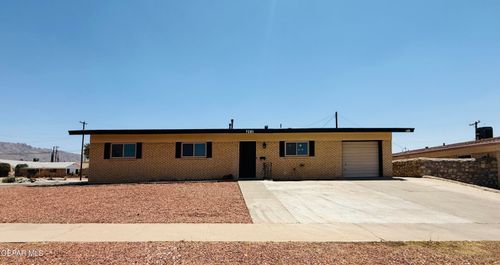 7201 Armistad Ave, El Paso, TX, 79912-2127 | Card Image
