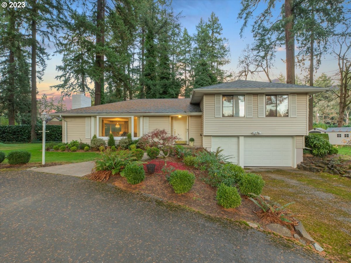 River Forest Ct, Portland, OR 97267