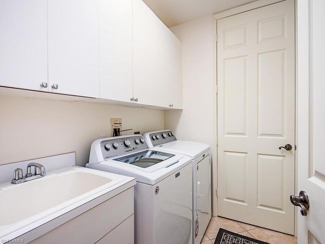 APT-806 - 400 Flagship Dr, Condo with 3 bedrooms, 3 bathrooms and 1 parking in NAPLES FL | Image 13