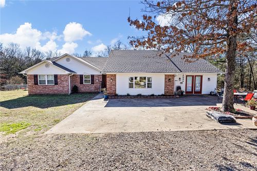 55 Country Cove Ct, Russellville, AR, 72802-5500 | Card Image