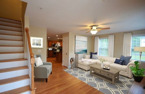 d1-855 Temple St, Whitman, MA, 02382-1084 | Card Image