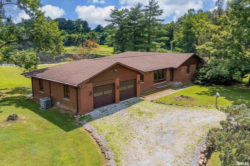 2723 Country Club Rd, Carbondale, IL, 62901-7336 | Card Image