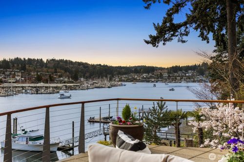 7926 Goodman Dr Nw, Gig Harbor, WA, 98332-9561 | Card Image