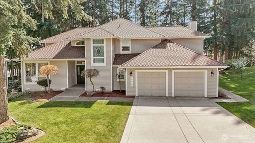 10615 Sirocco Cir Nw, Silverdale, WA, 98383-8857 | Card Image