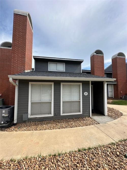 apt-52-1501 Stallings Dr, College Station, TX, 77840-3569 | Card Image