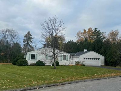 21 Danyow Drive, House other with 2 bedrooms, 1 bathrooms and null parking in Middlebury VT | Image 2