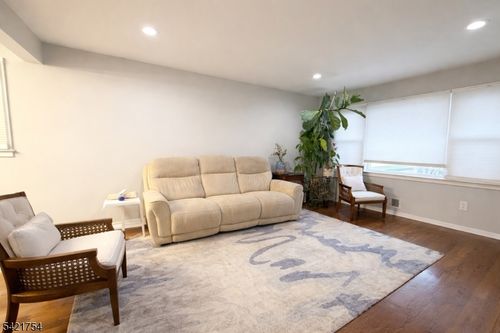 2775 Morris Ave, Union, NJ, 07083-4824 | Card Image