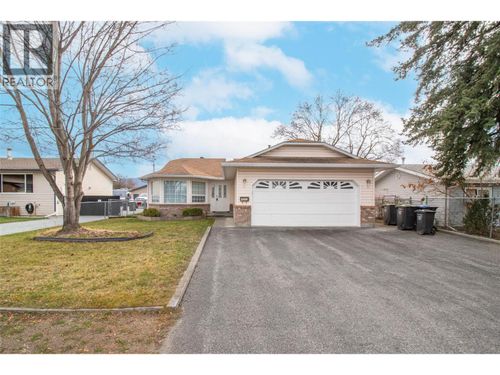 1035 Tataryn Rd, Kelowna, BC, V1X1N6 | Card Image