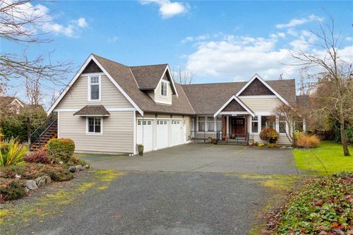 9319 E Saanich Rd, North Saanich, BC, V8L1H6 | Card Image