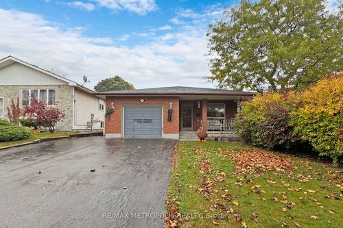 709 Keates Ave, Oshawa, ON, L1H7Y3 | Card Image