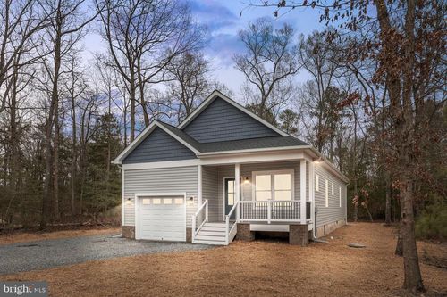 312 9th St, COLONIAL BEACH, VA, 22443-1620 | Card Image