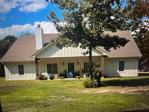 590 Old Woodley Rd, Marshall, TX, 75672-1920 | Card Image