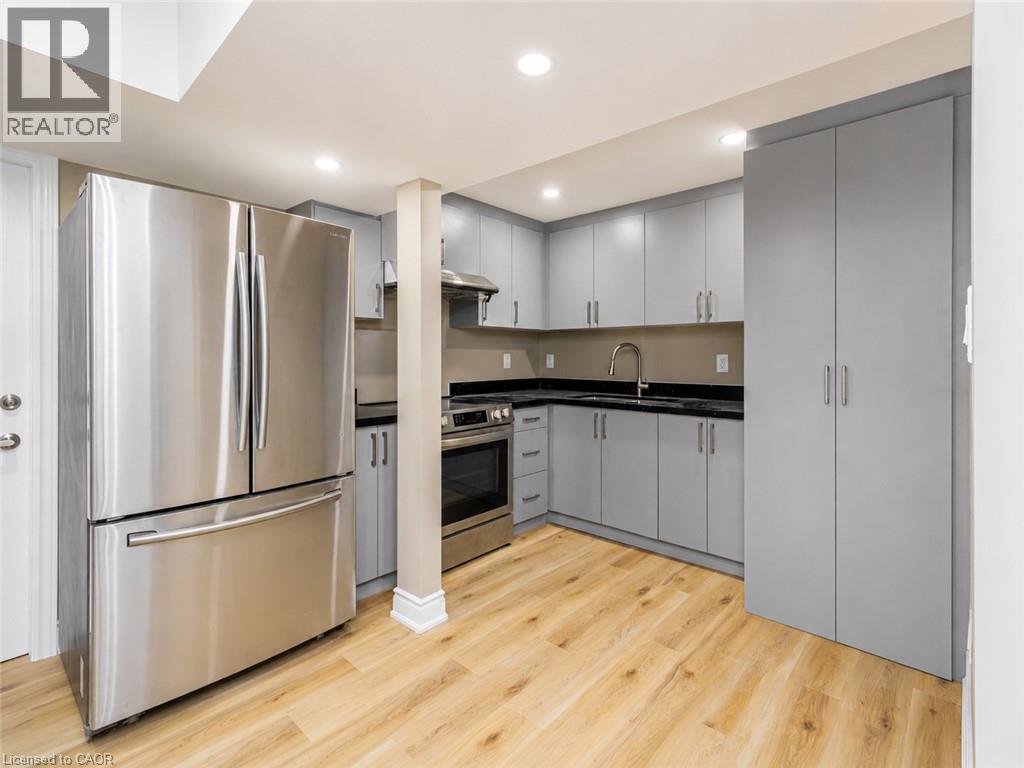 Residential Lease in Waterloo 5