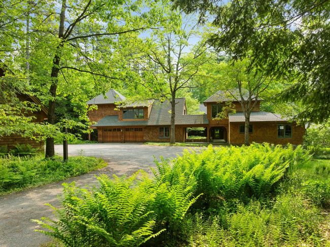 27 Burkehaven Ln, House other with 6 bedrooms, 4 bathrooms and null parking in Sunapee NH | Image 4