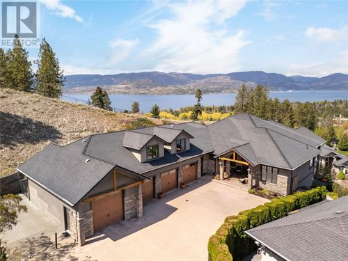 605 Almandine Crt, Kelowna, BC, V1W4Z5 | Card Image