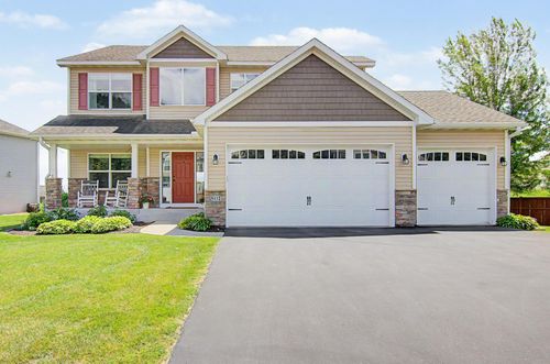 801 Yellowstone Trl, Waconia, MN, 55387-4602 | Card Image