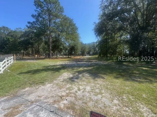 7352 Grays Hwy, Ridgeland, SC, 29936-3993 | Card Image