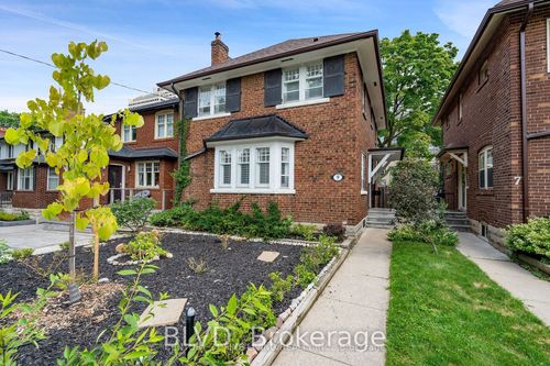 9 Maxwell Ave, Toronto, ON, M5P2B4 | Card Image