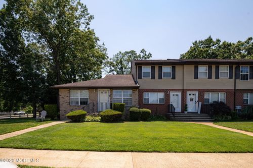 1-1 Kitty Ct, Brick, NJ, 08724-7192 | Card Image