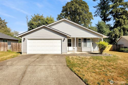 214 Se 11th Cir, Battle Ground, WA, 98604-2813 | Card Image