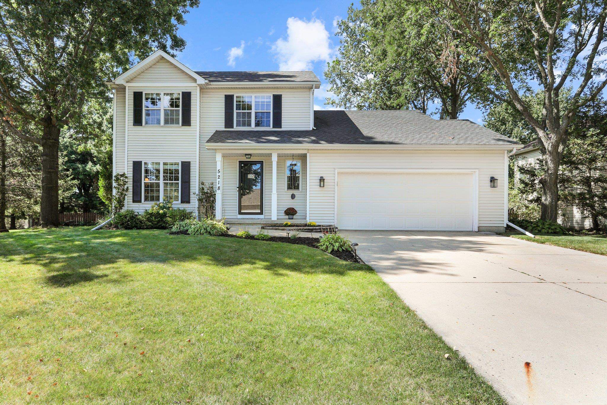 Summer Ridge Dr, Madison, WI 53704