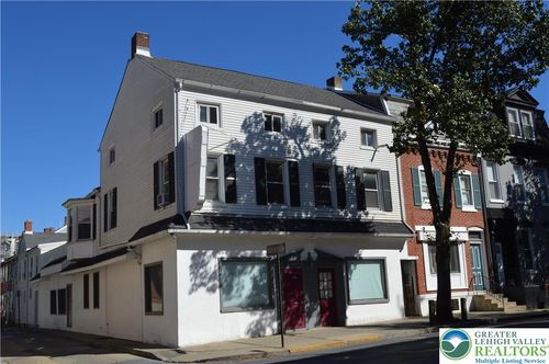 25 S 9th St, Allentown, PA, 18102-4852 | Card Image
