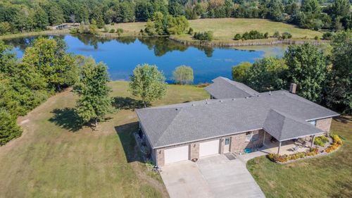 10673 Audrain Road 973, CENTRALIA, MO, 65240-6456 | Card Image