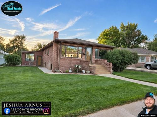 2810 E B St, Torrington, WY, 82240-2038 | Card Image