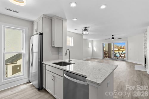 18729 Vineyard Point Ln, Cornelius, NC, 28031-7993 | Card Image