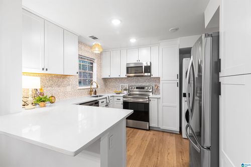 apt-b-2061 Montreat Cir, VESTAVIA HILLS, AL, 35216-3933 | Card Image