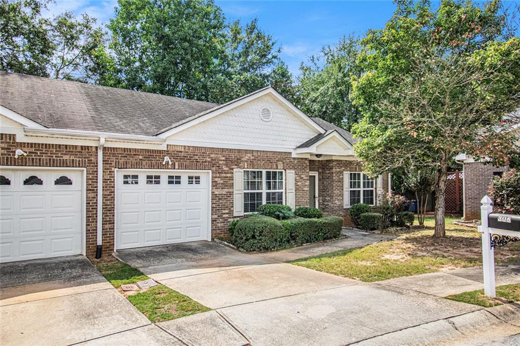 Tara Woods Dr, Riverdale, GA 30274
