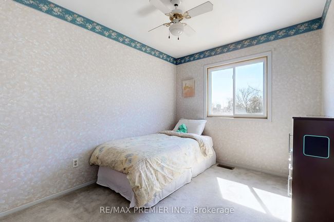 191 Invergordon Ave, House other with 6 bedrooms, 3 bathrooms and 4 parking in Scarborough ON | Image 23