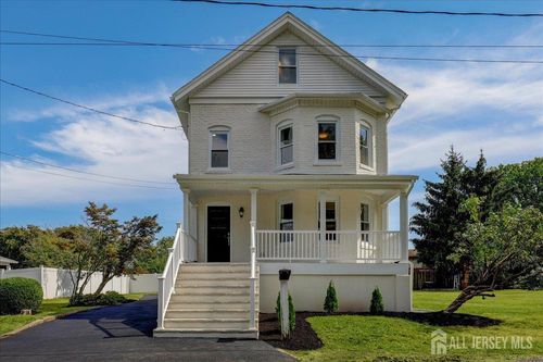 60 Biondi Ave, Cliffwood, NJ, 07721-1303 | Card Image
