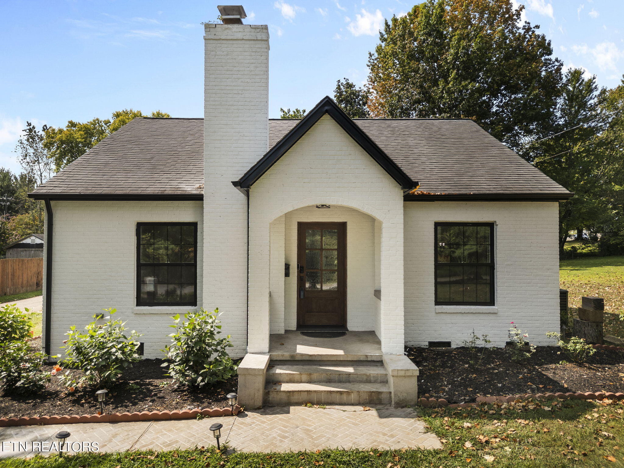 Central Avenue Pike, Knoxville, TN 37912